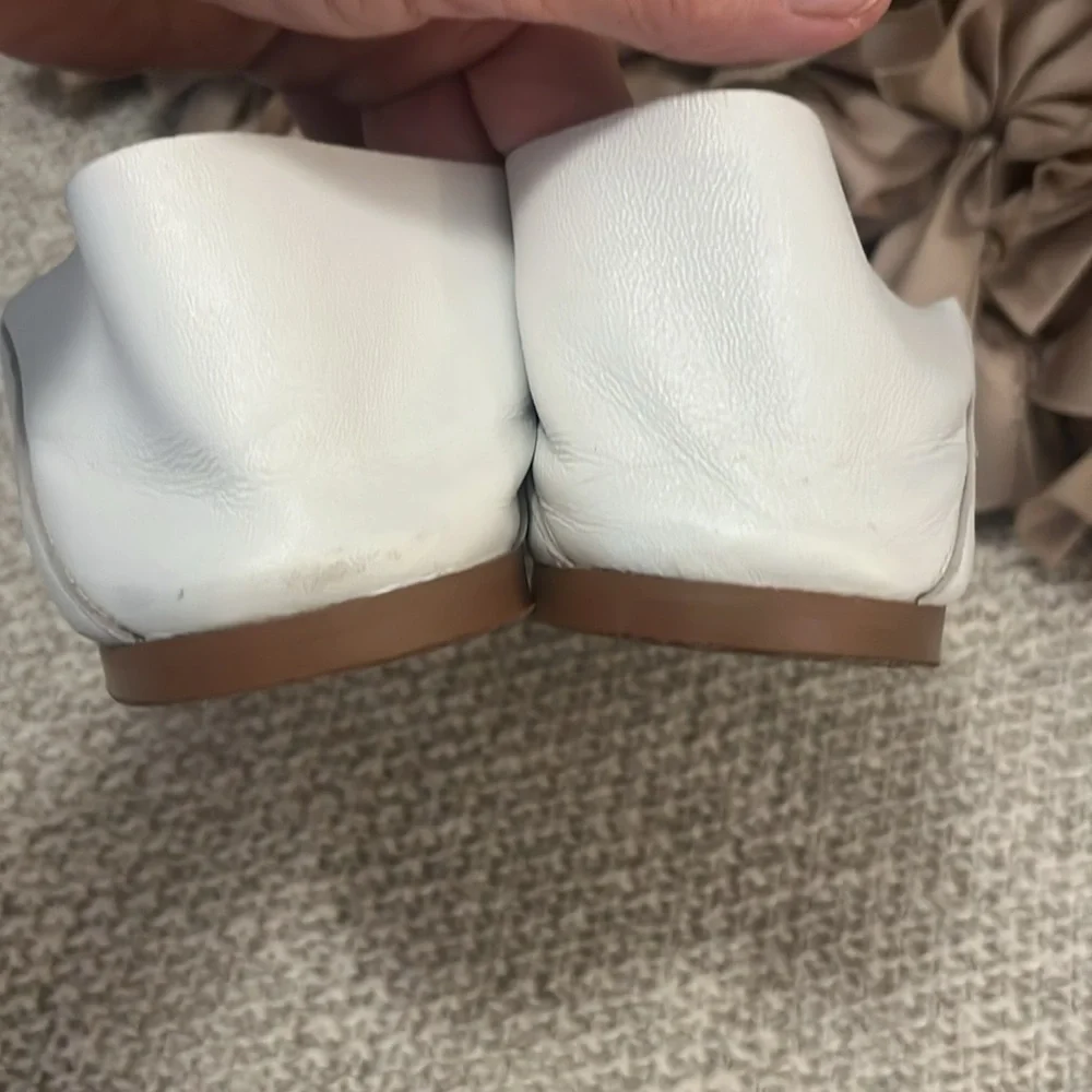 Halogen Women’s White Leather Sylvia Convertible Mule Flat Slip On Loafers 9.5